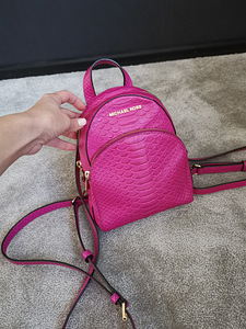 Väike sekjakott Michael Kors (1 foto / 3)