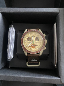 Omega X Swatch MoonSwatch Mission To Saturn - (Replica) (1 foto / 3)