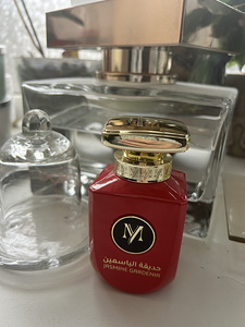 Lõhn ,100ml,oli ostnud Dubaist,2 Korda proovitud