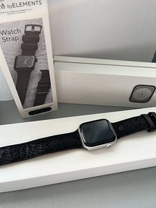 Watch Series 8 GPS 45mm+Njord Salmon Leather starp+3x straps (1 foto / 7)