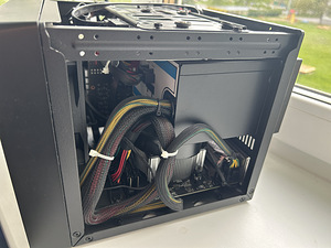 AMD Ryzen 5 + GTX 1660 Super + SSD + HDD + veel mõndagi (6 foto / 7)