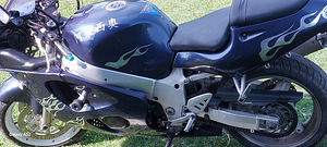 SUZUKI GSX600 `97a~81kW (7 foto / 7)