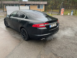 Продается Jaguar XF (5 фото из 7)
