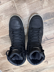 AlpineStars J-6 moto saapad (4 foto / 4)