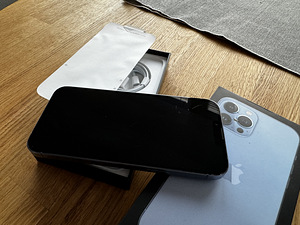 iPhone 13 Pro Max 128GB (2 foto / 5)