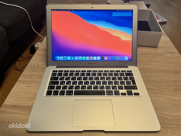 Apple MacBook Air (начало 2014 года) (фото #3)