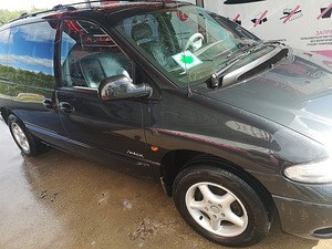 CHRYSLER Voyager 7 koht (1 foto / 5)