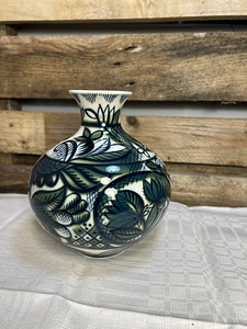 Vase "Lilleornament" LFZ. Autor - Gorodetskij (1 foto / 3)