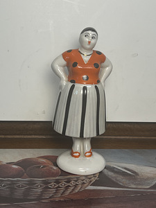 Haruldane portselanfiguur "Tülitseja" LOZ (1 foto / 9)