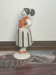 Haruldane portselanfiguur "Tülitseja" LOZ (2 foto / 9)