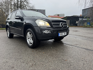 Mercedes GL420 (3 foto / 8)