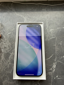 iPhone 15 Pro 256GB black titanium (1 foto / 5)