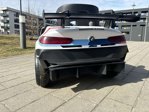 Детская машина BMW (4 фото из 6)