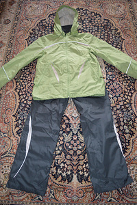 Spordikomplekt, suurus M (1 foto / 2)