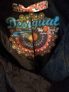 Desigual mantel suurus 40 (3 foto / 3)