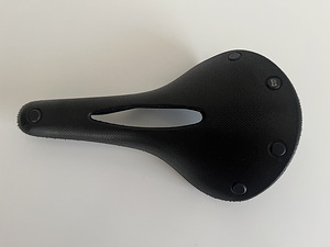 Brooks Cambium C17 Carved sadul (1 foto / 4)