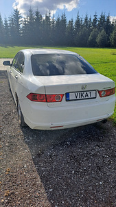 Honda Accord gaasiseadmetega (5 foto / 9)