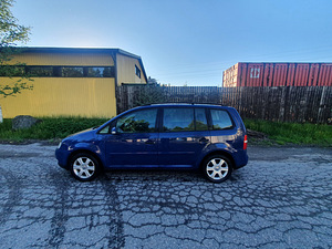 Wolksvagen Touran (3 foto / 7)