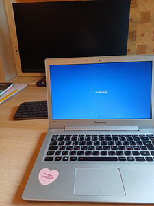 Sülearvuti LENOVO (1 foto / 2)