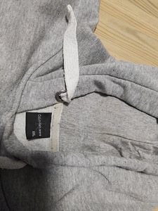 Calvin Klein (2 foto / 2)