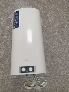 Soojaveeboiler / Boiler ELECTROLUX Formax 50 (1 foto / 4)