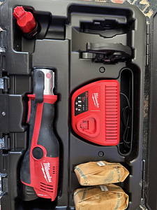 Torupress Milwaukee M12 HPT-202C + U presspihid 16/20/25 mm (2 foto / 2)