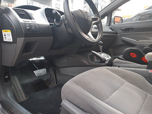 Honda Civic (9 фото из 12)
