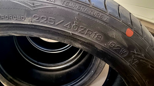 225/40 R18 Suverehvid 6-7 mm (4 foto / 4)
