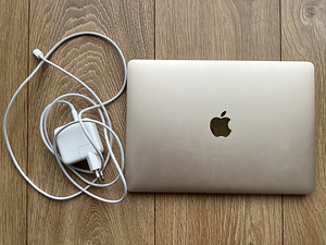 MacBook 12” (3 фото из 4)