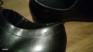 Hugo boss kingad, 9 italy (2 foto / 3)