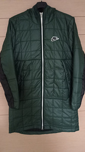 Uus Nike Sportswear Synthetic Fill Parka Jacket S (2 foto / 5)