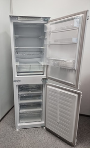 Встроенный холодильник Hisense RIB291F4AWF