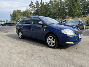 Toyota Corolla (2 foto / 15)