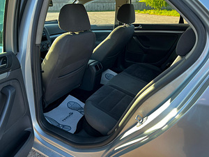 VW JETTA 1.9 77 TDI (9 foto / 10)