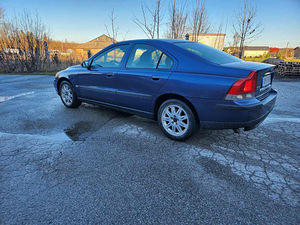 Volvo s60 (3 foto / 8)