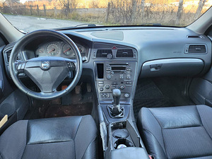 Volvo s60 (8 foto / 8)