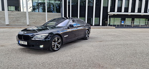 BMW 740XD полная комплектация (2 фото из 8)