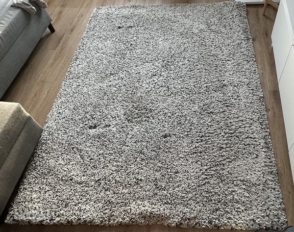 Vaip (IKEA, 170×230 cm)