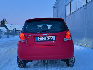Chevrolet Aveo (2 фото из 6)