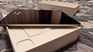 iPad pro 11" 2022 M2 128GB Wi-Fi + Sim (3 foto / 3)