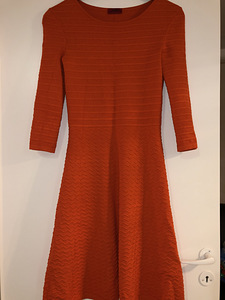 Kleit hugoboss punane S/M (2 foto / 6)