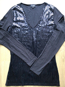 AJ Armani Jeans новая кофта,размер S/M,оригинал (1 фото из 3)