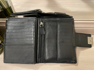 Rahakott nagu uus,nahk (3 foto / 4)
