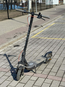 XIAOMI ELECTRIC SCOOTER 5 PRO (2 foto / 5)