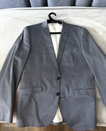 Мужской пиджак, как новый, магазинная цена 200.- евро (фото #1)