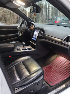 Jeep grand cherokee 2015 3.0 d. (8 foto / 14)