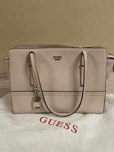 Женская сумка Guess (1 фото из 4)