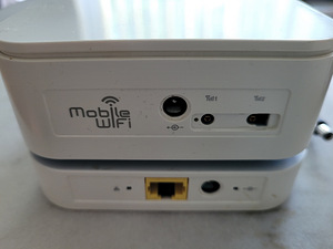 4G ROUTER HUAWEI (2 фото из 3)
