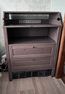 IKEA mähkimislauaga kummut