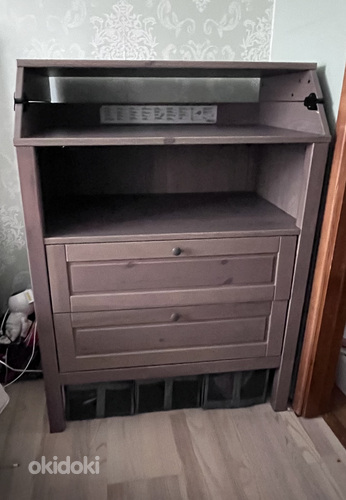 IKEA mähkimislauaga kummut
